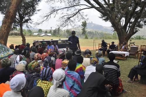 Huye: Abaturage bakanguriwe kurengera ibidukikije no kurwanya ibyaha ...